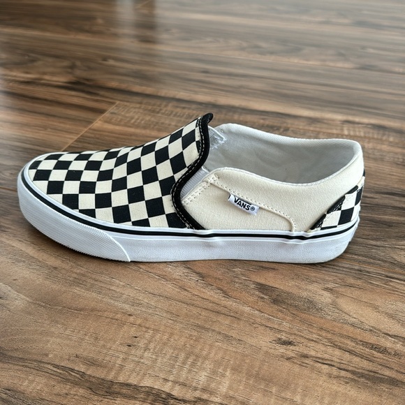 Van’s Classic Slip-On Checkerboard Black and White Canvas Shoes Size 7 - Picture 5 of 11